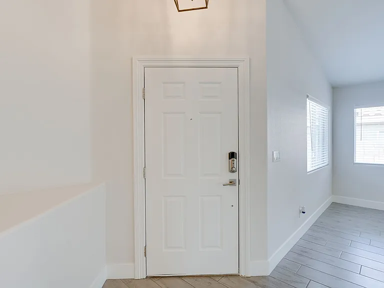 1088 Snow Roof Ave — Photo 31