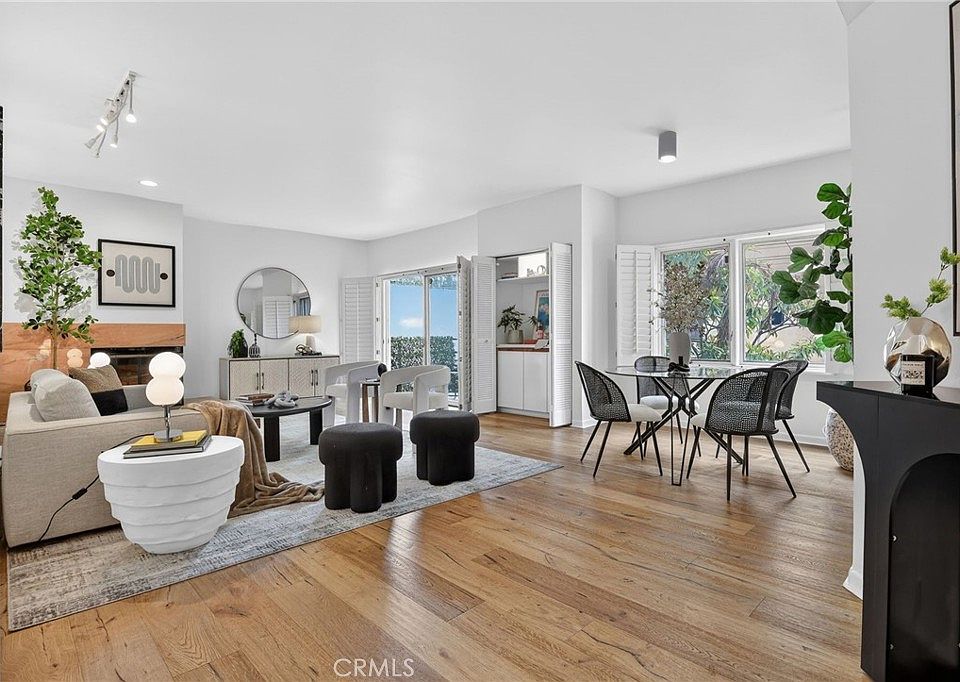 1st image of 10626 Holman Ave APT 1B