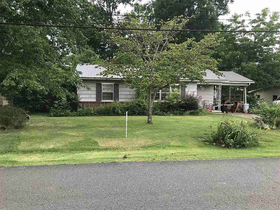 2nd image of 908 S Houston St