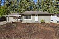 SE 205th Dr-S1610-001.jpg