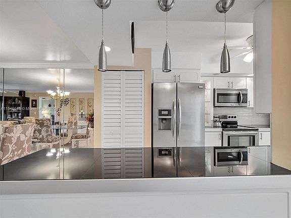 3rd image of 5860 NW 44th St APT 603