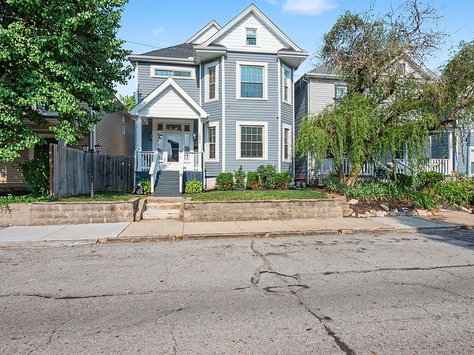 1st image of 242 S Cypress Ave