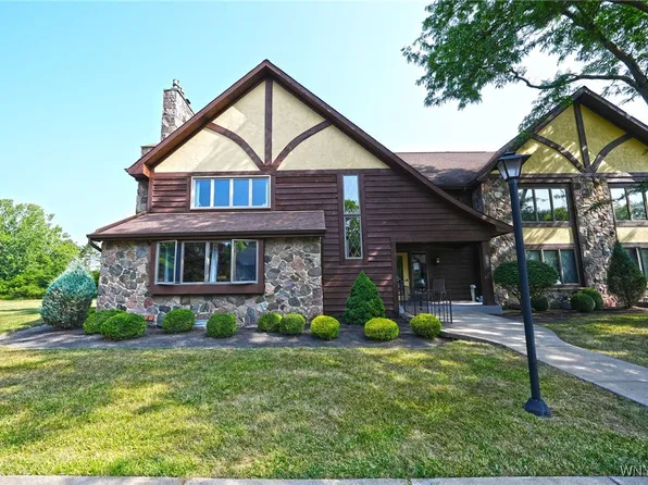 5291 Chestnut Ridge Rd APT E, Orchard Park, NY 14127