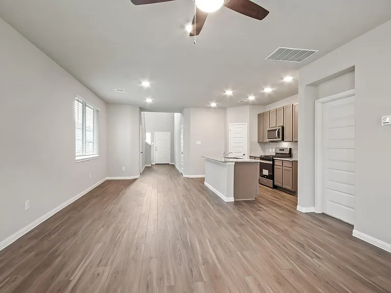 2416 Bluefish Ct — Photo 10