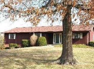 1584 Saint James Ave, Jasper, IN 47546