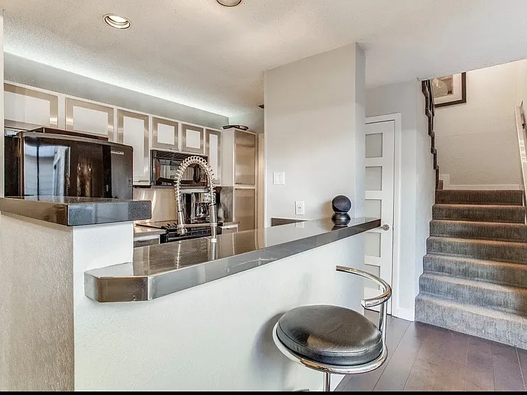 3955 Buena Vista St — Photo 13