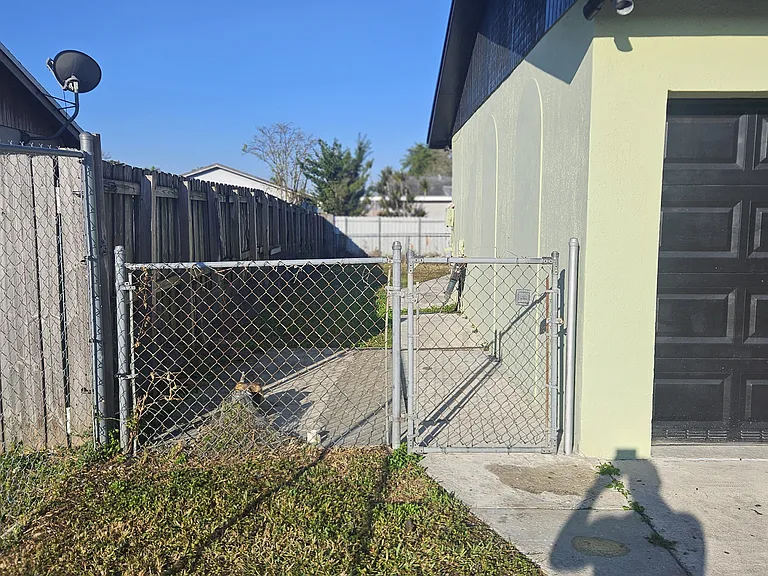 26604 SW 124th Ct — Photo 2