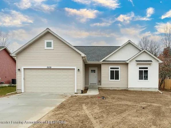 Bennington Greens Dr, Owosso, MI 48867