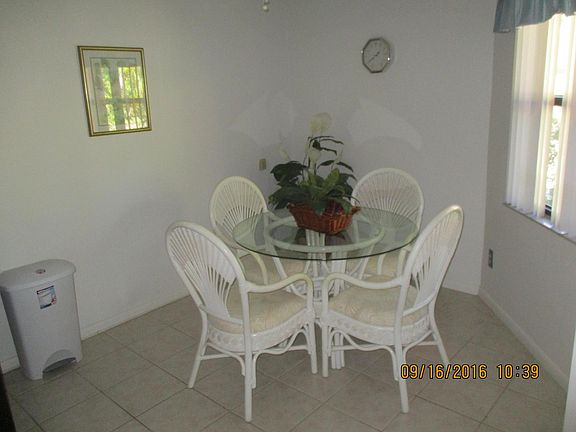 5th image of 3003 SE Lookout Boulevard #8