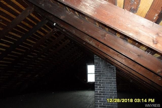 1st image of 71 Crestwood Ave