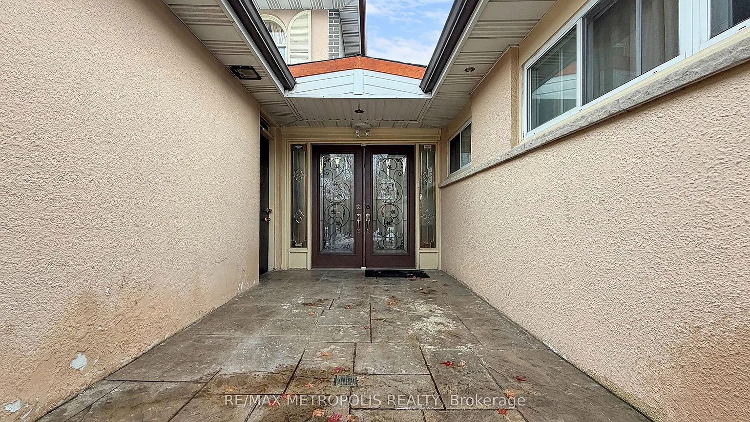 11 Conamore Cres photo 1