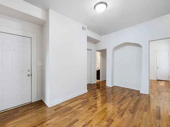 2nd image of 633 N Central Park Ave
