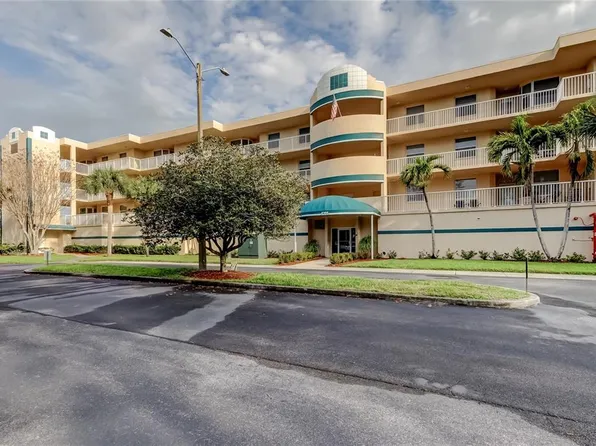 6205 Shoreline Dr APT 1304, Saint Petersburg, FL 33708
