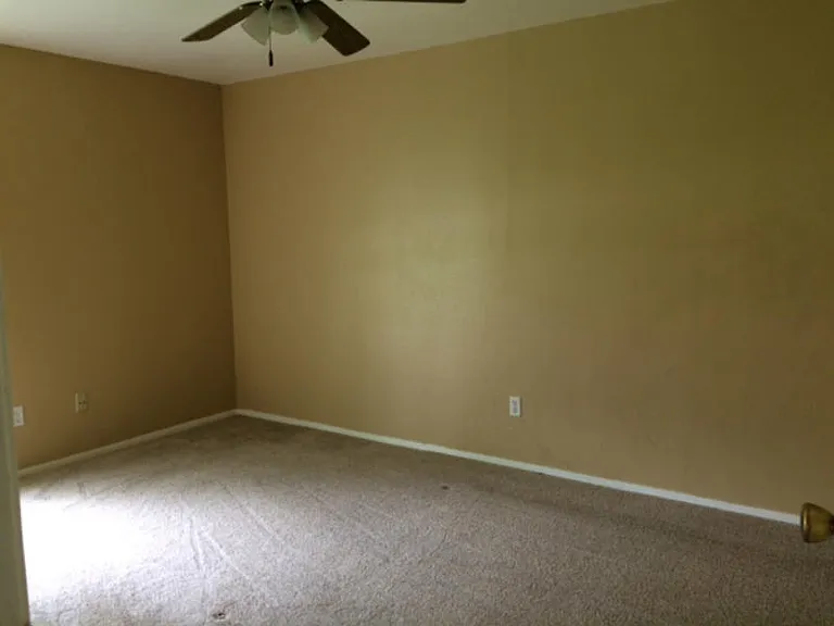 3438 Venture St — Photo 5