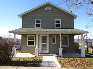 308 Main St, Genoa, WI 54632