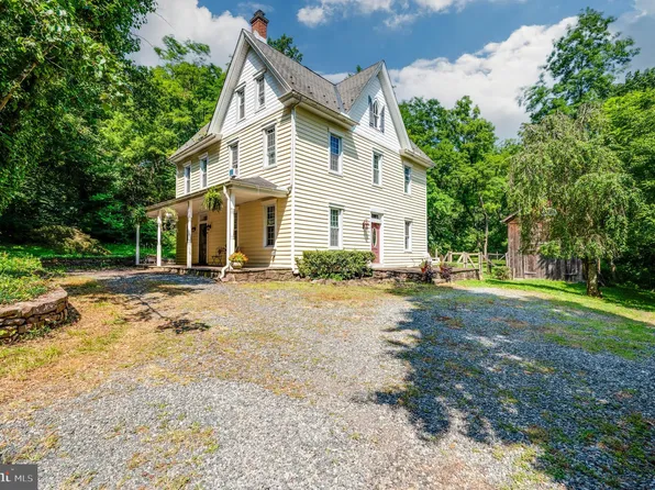 644 Douglass Dr, Douglassville, PA 19518