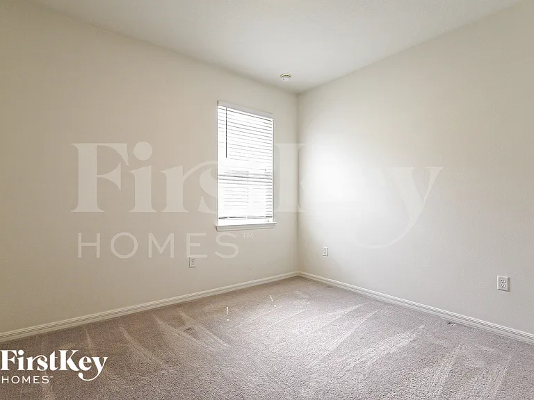 1272 Spokane Point — Photo 15