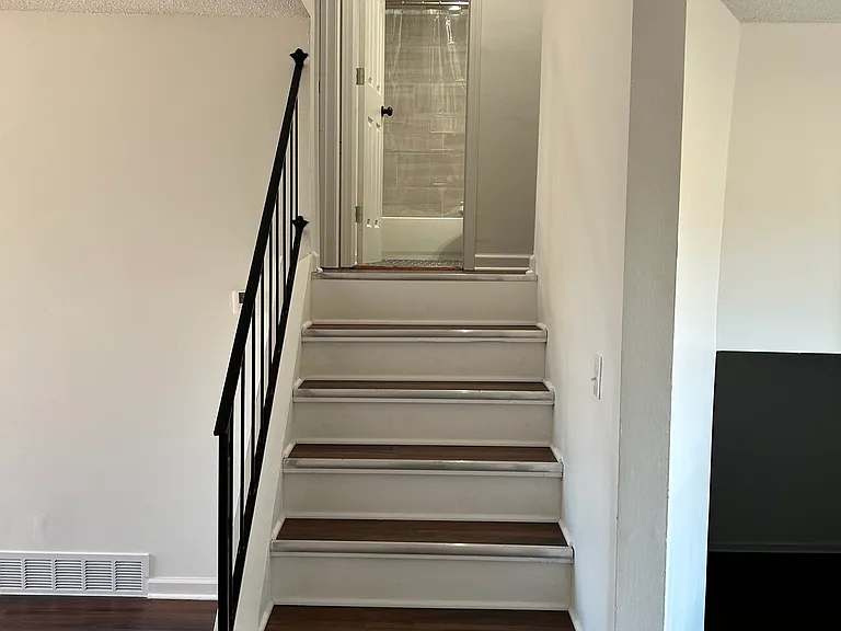 1405 E Haven Ln #1405 — Photo 8