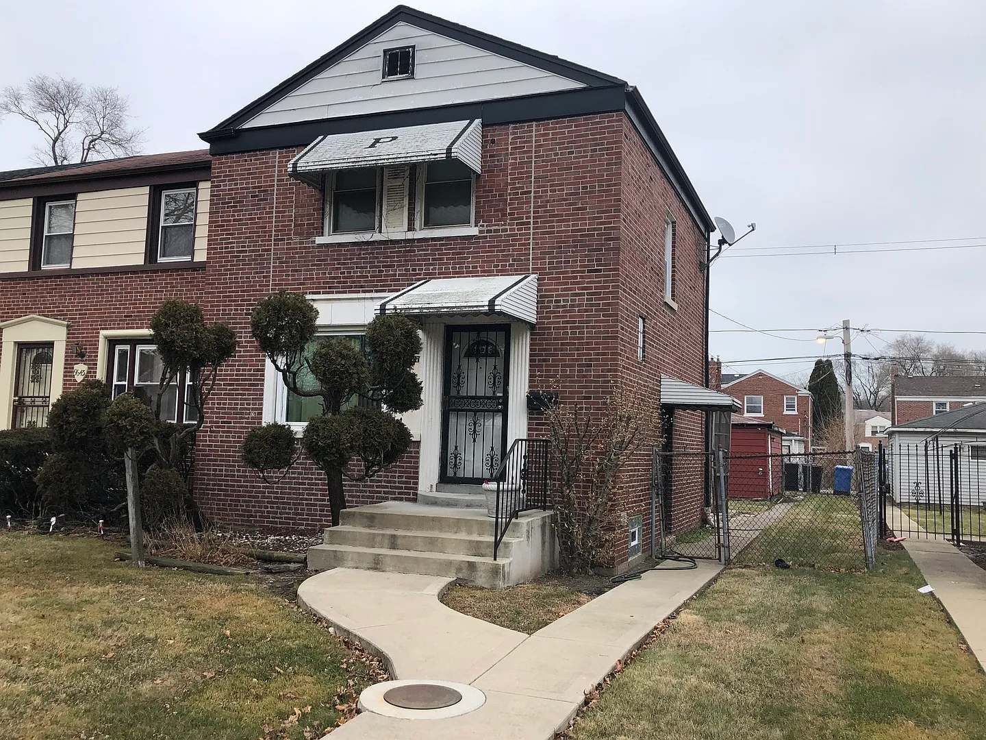 9647 S Euclid Ave photo 1