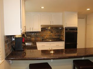 2537 N Loretta Cir, Simi Valley, CA 93065