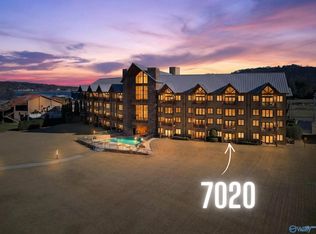 7020 Val Monte Dr #106, Guntersville, AL 35976