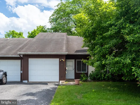 8 Delancey Pl, Downingtown, PA 19335