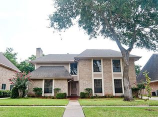 2615 Valley Field Dr, Sugar Land, TX 77479