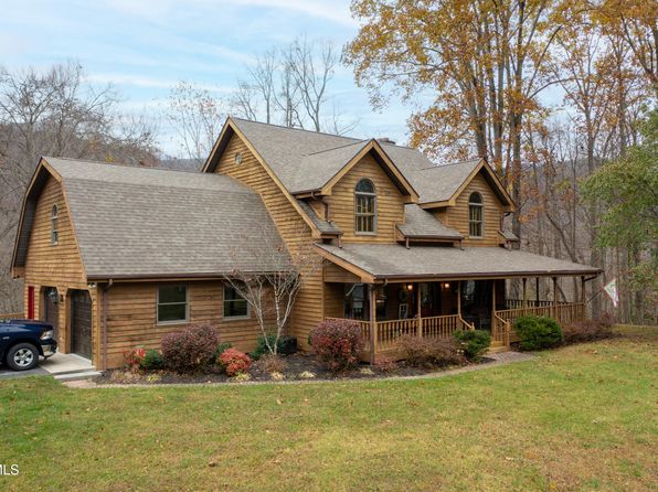 2019 Ridgeview Dr, Big Stone Gap, VA 24219