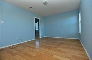 5th image of 14500 Charles Dickens Dr