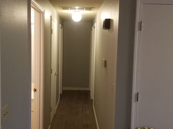 5th image of 4429 109th Pl NE