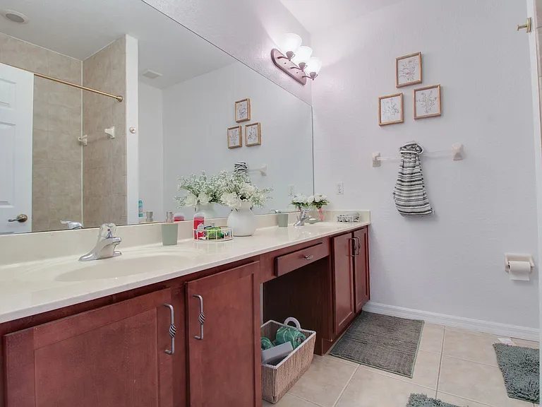 20626 Maxim Pkwy — Photo 21