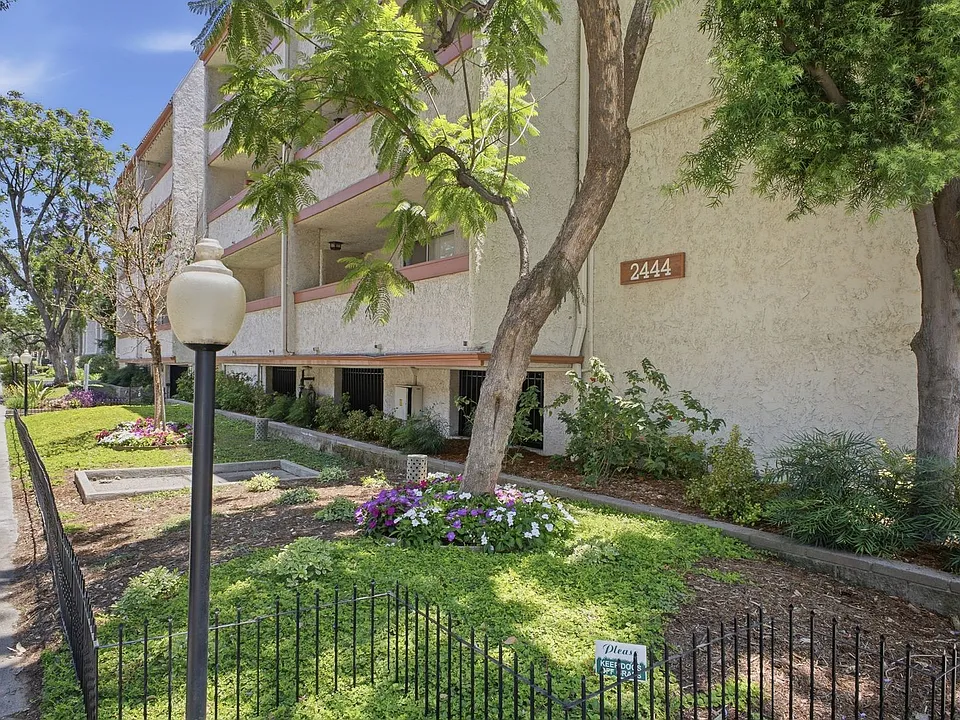 2444 E Del Mar Blvd #305