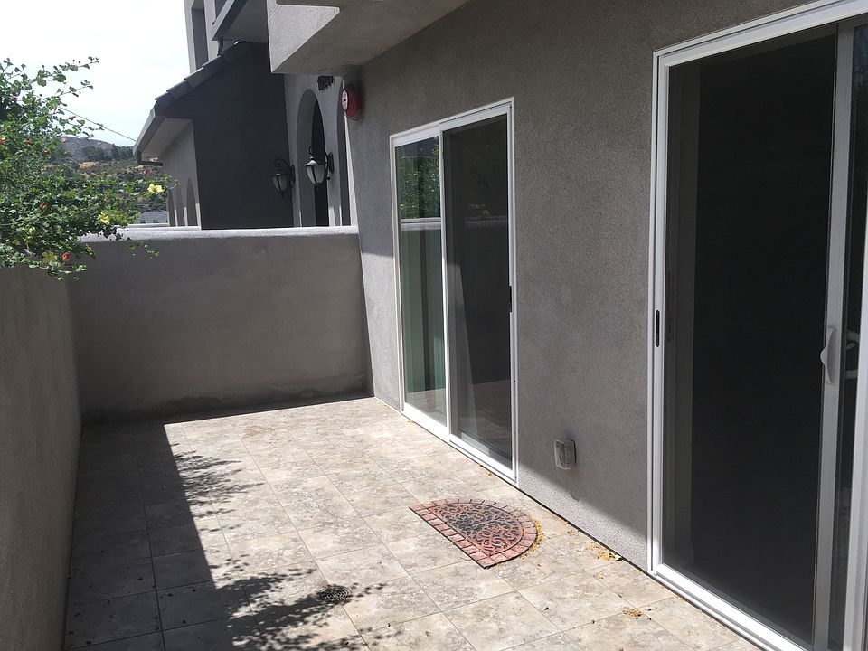 Building Photo 3