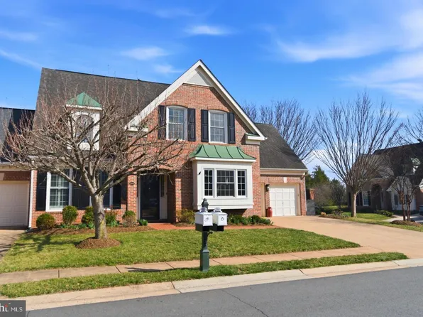 18444 Camelback Ter, Leesburg, VA 20176