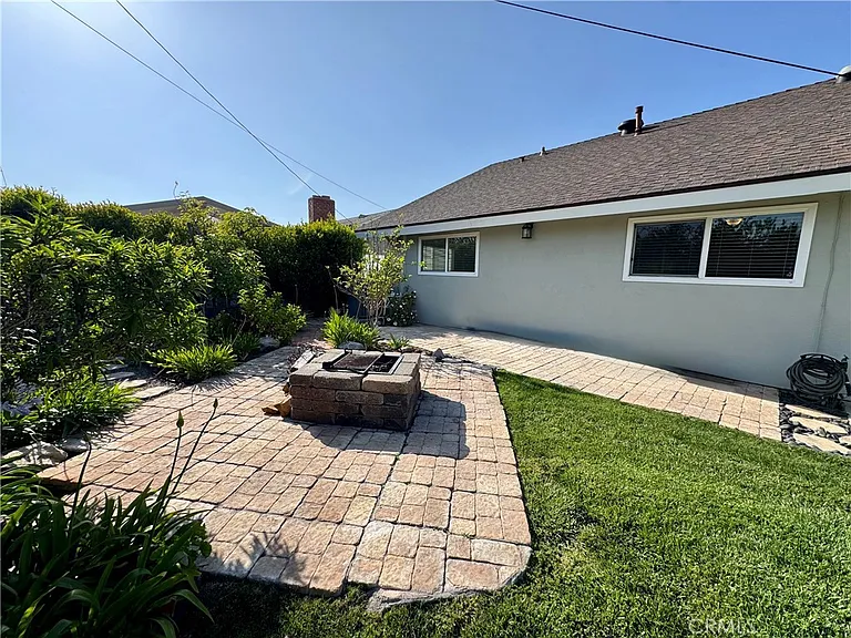 18572 Avolinda Dr — Photo 58