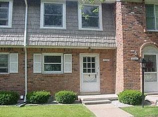 2665 Kingstowne Dr #9, Commerce Township, MI 48390