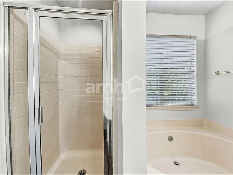 10231 Danesway Ln — Photo 13