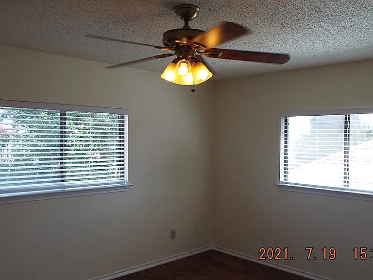 6311 Encanto Point Dr — Photo 15