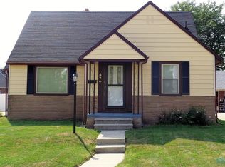 426 S Whittlesey Ave, Oregon, OH 43616