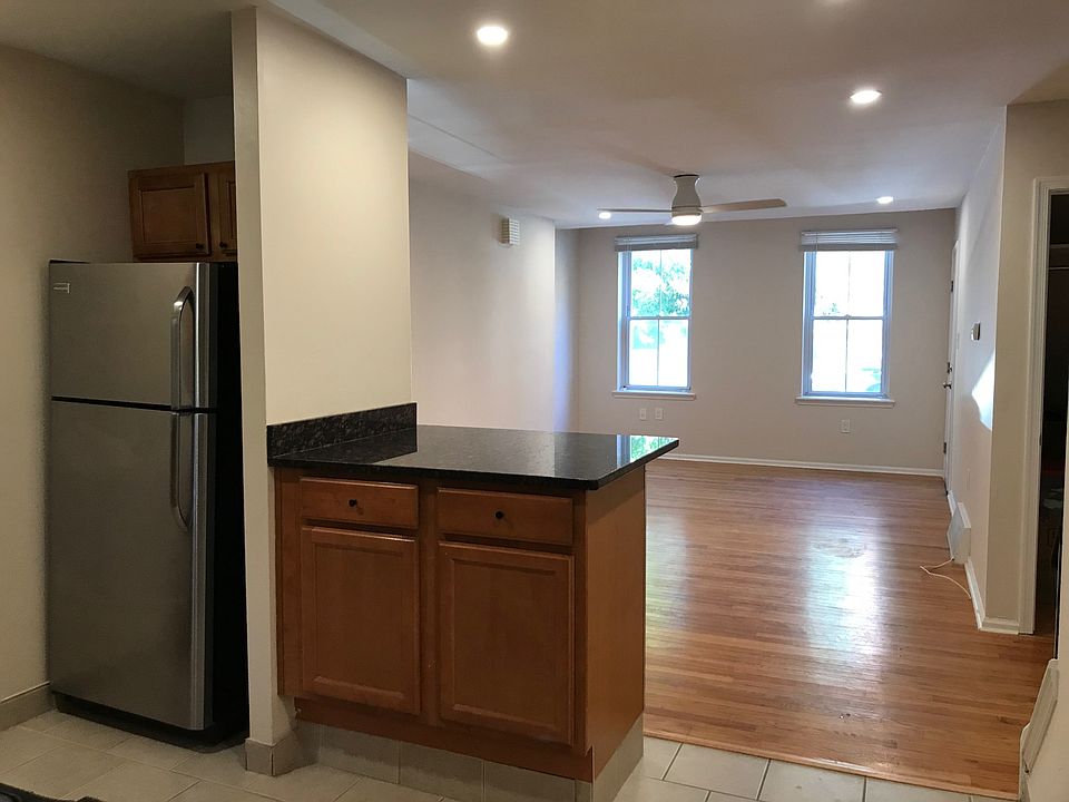 Living room / kitchen