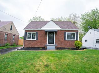 65 Hawk Ave, Akron, OH 44312