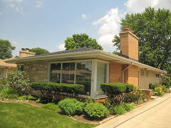 2nd image of 2561 Sunnyside Ave