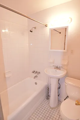 Rented by A P Realty Group NY LTD | media 8