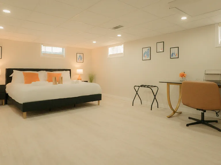 6605 N Sheridan Rd #3 — Photo 33