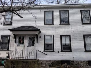 152 Lakeview Ave APT 9, Lowell, MA 01850