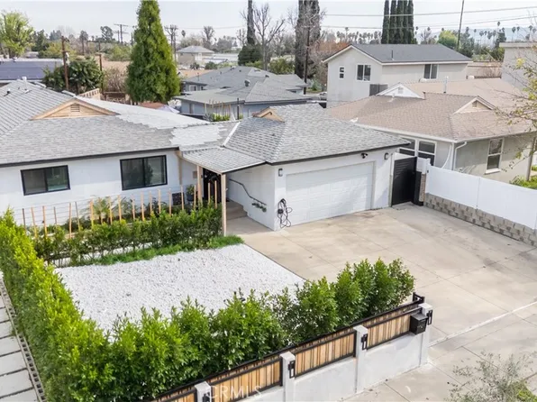 7410 Cozycroft Ave, Winnetka, CA 91306