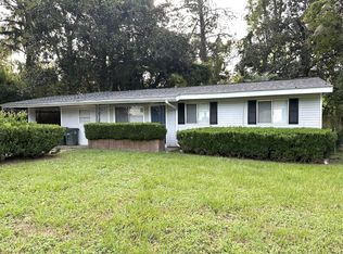 411 Essex Dr, Tallahassee, FL 32304