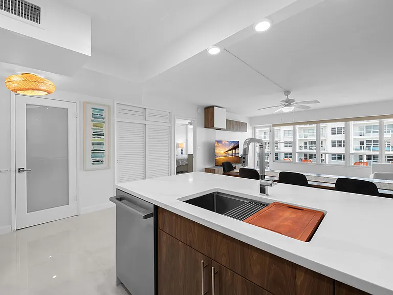 3700 Galt Ocean Dr #1604 — Photo 11