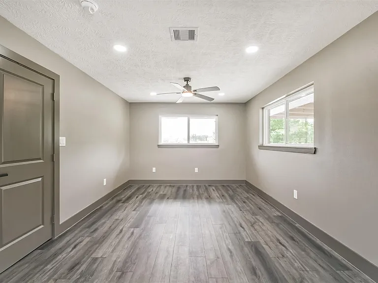 9030 Almeda Genoa Rd — Photo 5