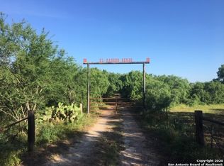 179 County Road 439, Three Rivers, TX 78071